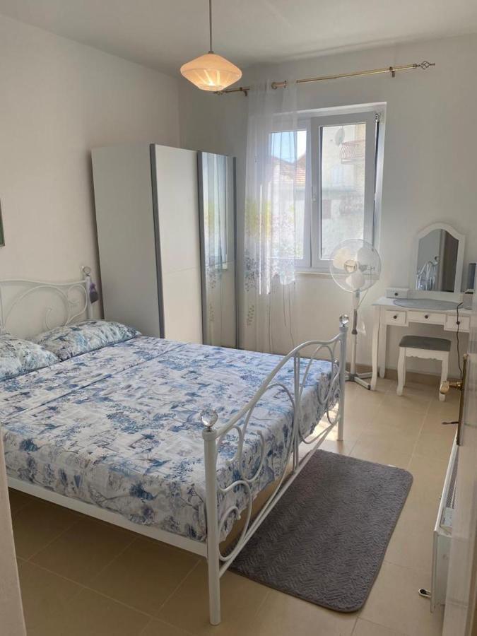 Domuskova Lägenhet Podstrana Exteriör bild