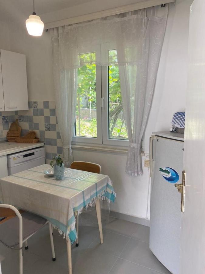 Domuskova Lägenhet Podstrana Exteriör bild